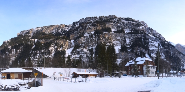 Big pice of mountain next to KISC