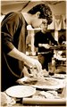 Salvatore_makes_Pizza-l