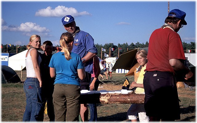 Scout2001-060-l