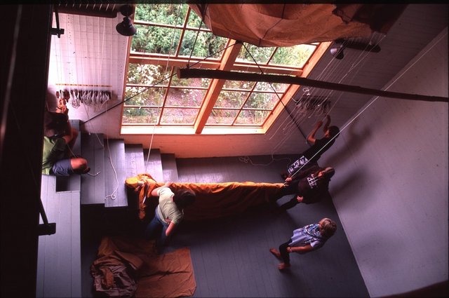 Hanging thents in Magasinet