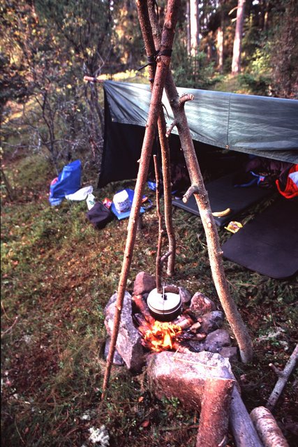 Tripod kitchen