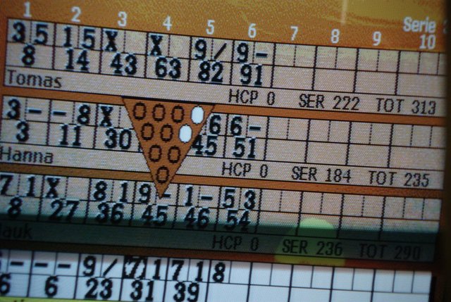 Bowling080301-015