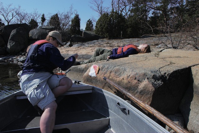 Painting canoe control station