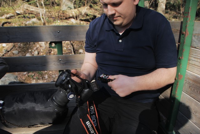 Canon or Nikon - the island is divided