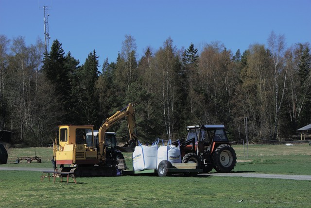 Seven tons of sand need to be moved