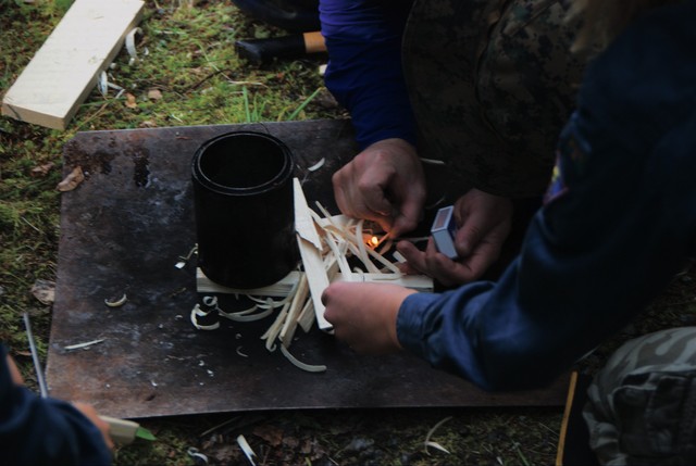 Quickly lightning the fire