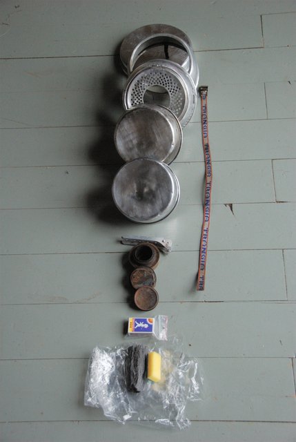 How to line up a camping stove