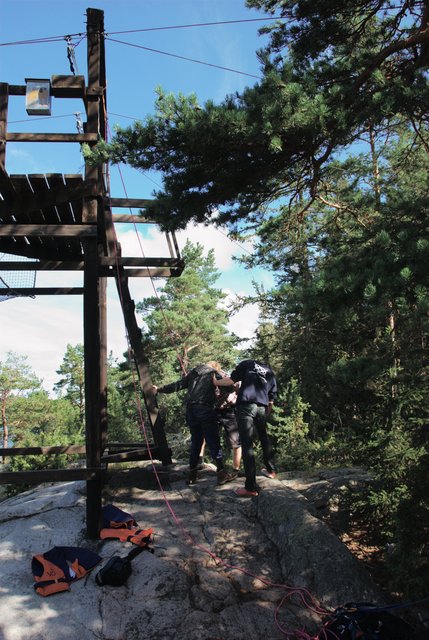 Handicaped on the ropeway - 2