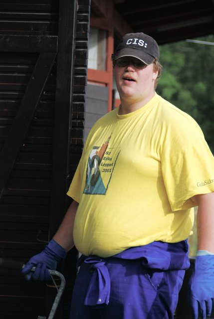 The t-shirt says: