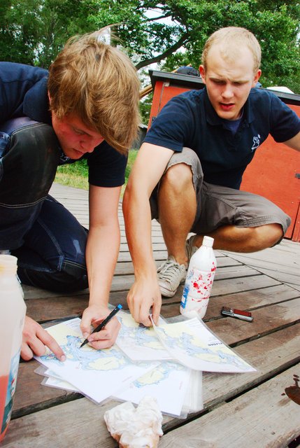 Preparing treasure hunt