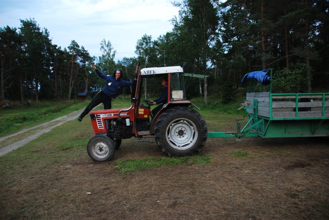 Traktor driving - 2